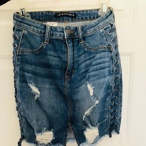 Fashion nova jean skirt